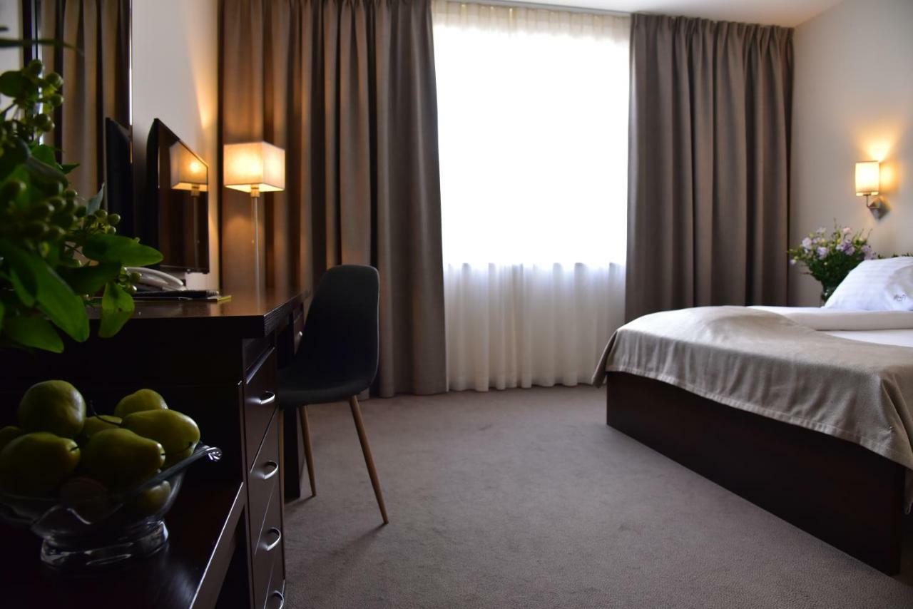 Hotel Hi-Fi Spa Nowy Tomyśl Eksteriør bilde